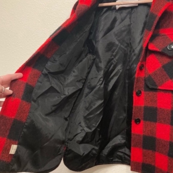 Vintage Wool Plaid Black & Red Coat - Picture 8 of 16